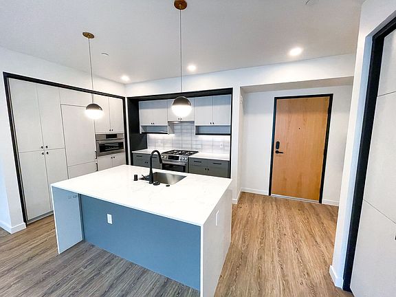 4th image of 312 Central Way #406