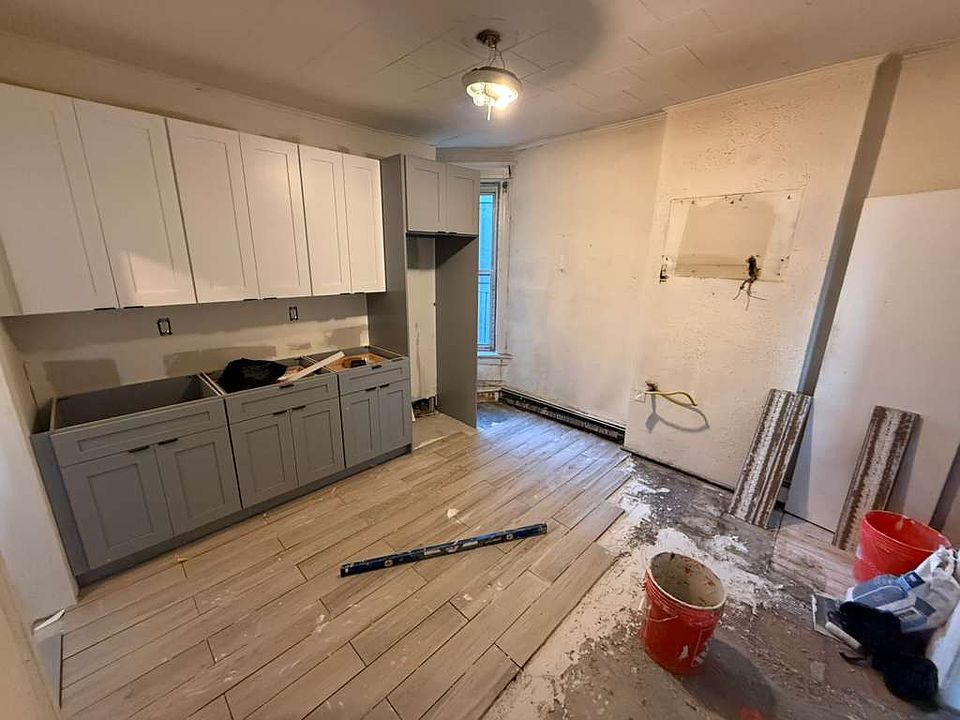 1st image of 972 Broadway APT 3F