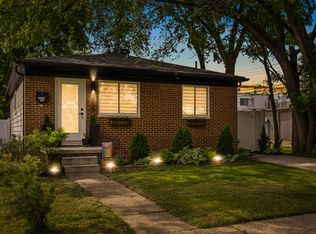 5836 Hipp St, Taylor, MI 48180