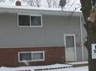 1329 Highland Ave, Lockport, IL