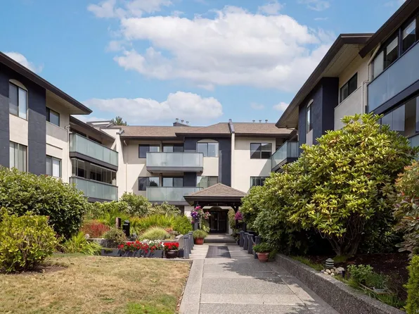 3900 Shelbourne St #304, Saanich, BC V8P 4H8