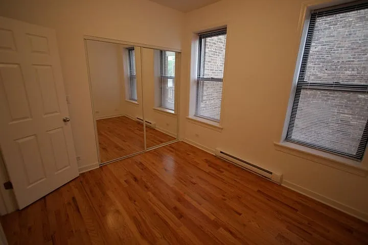 Kenwood Court — Photo 40