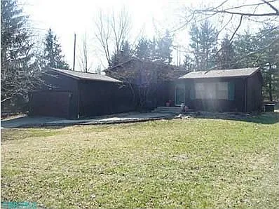 5521 Linworth Rd photo 1