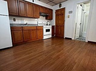 2069 W 12th St #2, Brooklyn, NY 11223