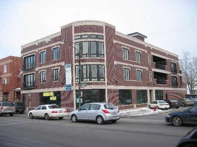 3952 W Eddy Ave #2E, Chicago, IL, 60618