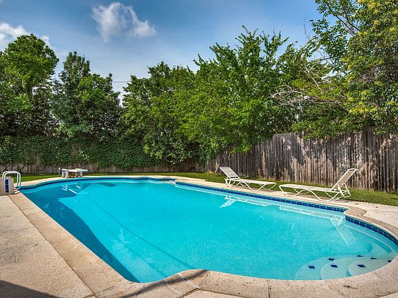 3916-greenhills-ct-irving-tx-1-High-Res-5.jpg