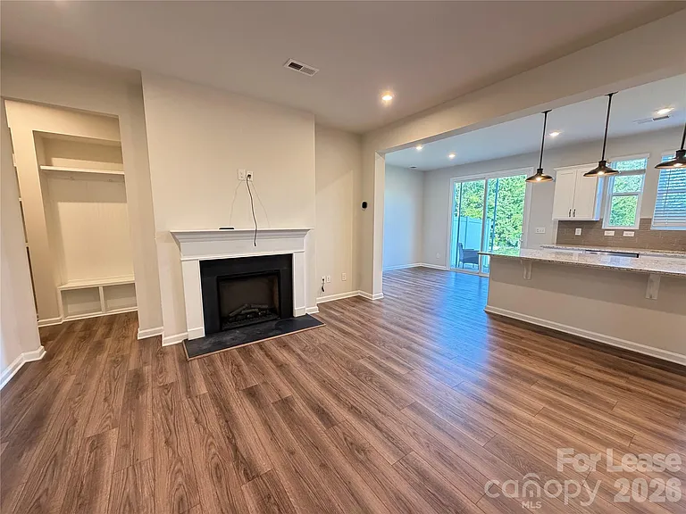 9233 Northfield Crossing Dr — Photo 5