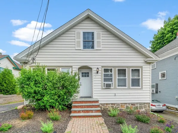 5 Evans Rd, Peabody, MA 01960