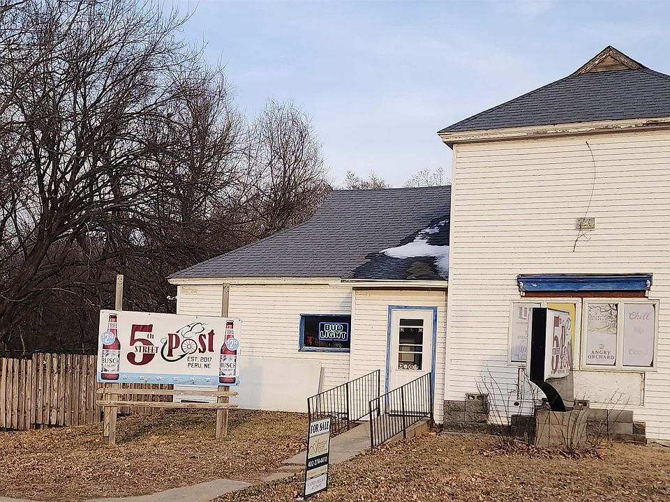 1st image of 721 5th St