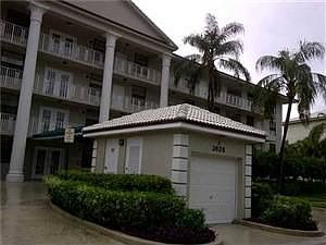 3rd image of 3626 Whitehall Dr APT 404