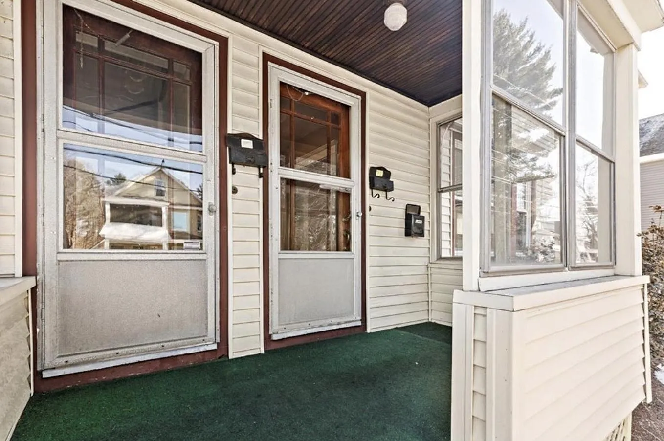 2 bed, 1390 sqft, $1,700 — Photo 2