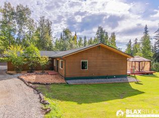 817 Senate Dr, Fairbanks, AK 99712