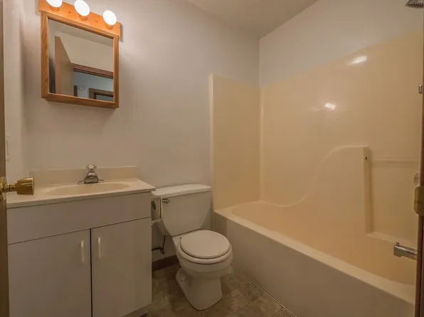 Market Street Apartments, 307 N Market St #5, Maryville, MO 64468