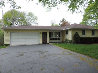 165 Cloverdale Rd, Rochester, NY 14616