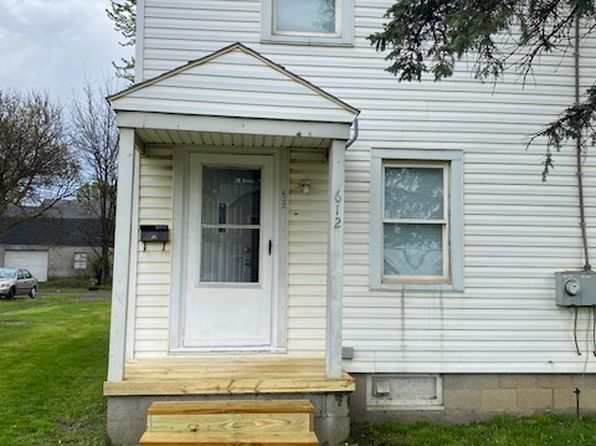 608-612 Universal Ave