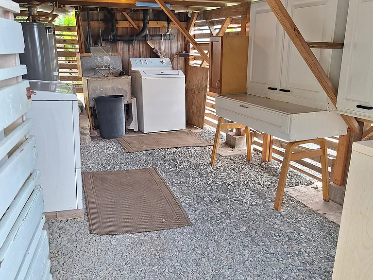 819 Puunani Pl #B — Photo 24