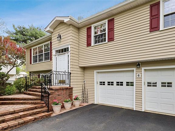 2nd image of 6 Broadlyn Ct