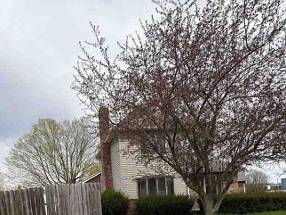 2nd image of 2734 S D St