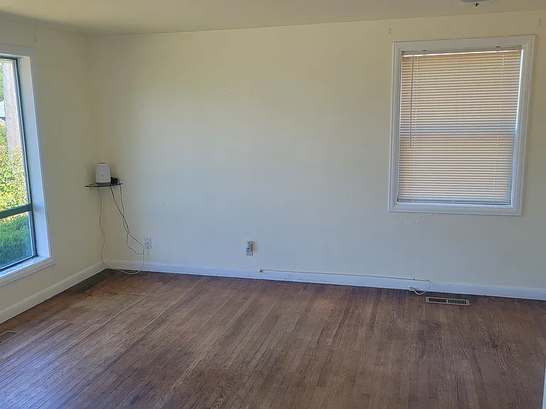 5002 47th Ave SW — Photo 10