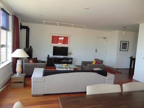 4th image of 25 Sierra St #501W
