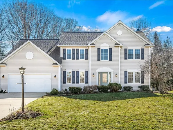 20110 Bradgate Ln, Strongsville, OH 44149