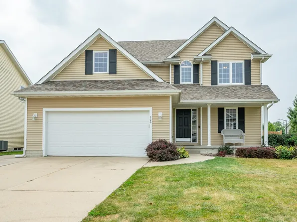 200 SE Dorr Ct, Pleasant Hill, IA 50327