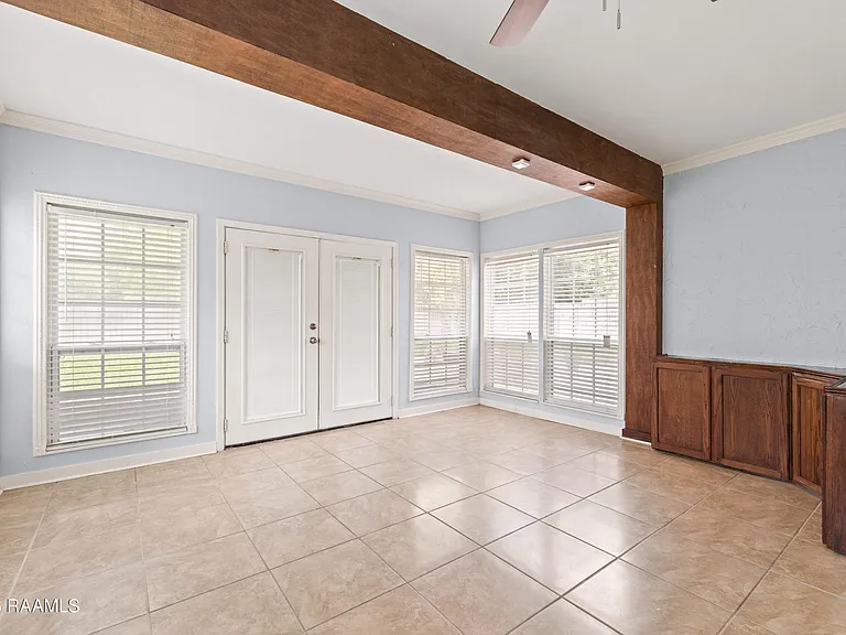 412 Crest Cir — Photo 20