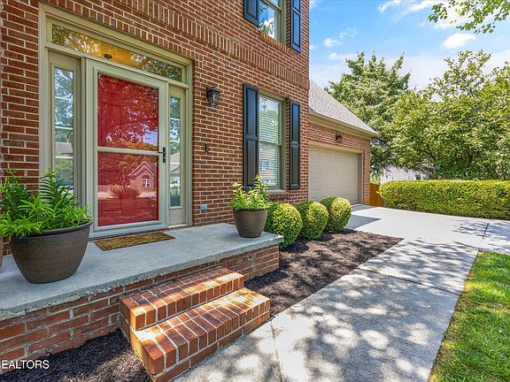 5th image of 8405 Strasbourg Ct