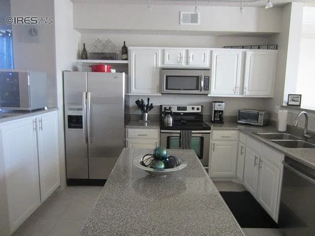 2096 Concord Ln — Photo 5