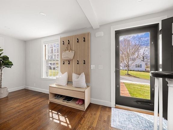 4th image of 67 Governor Long Rd