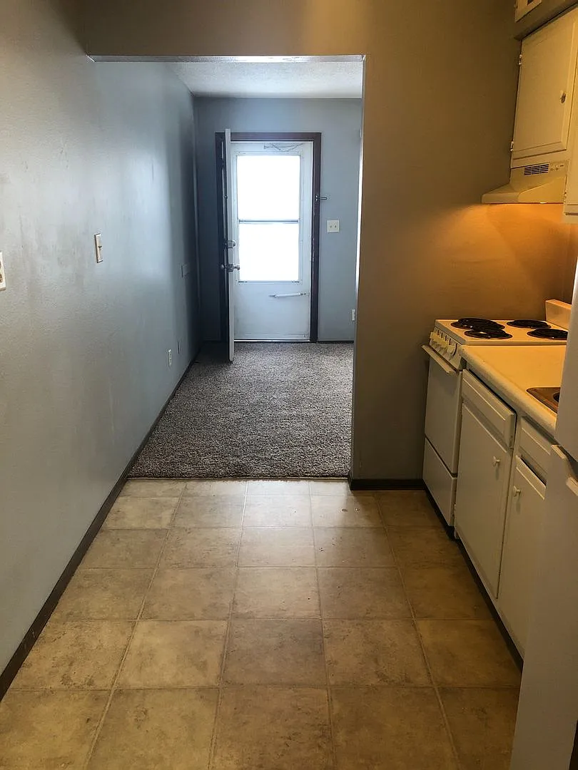 Greenwood Apartments — Photo 4