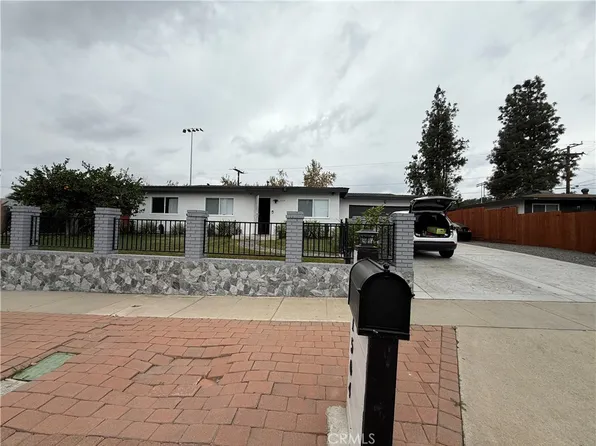 1504 Eucalyptus Dr, Highland, CA 92346