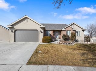 286 W Sky Ct, Saratoga Springs, UT 84045