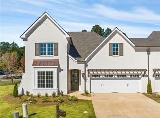 930 Clubview Ct, Auburn, AL 36830