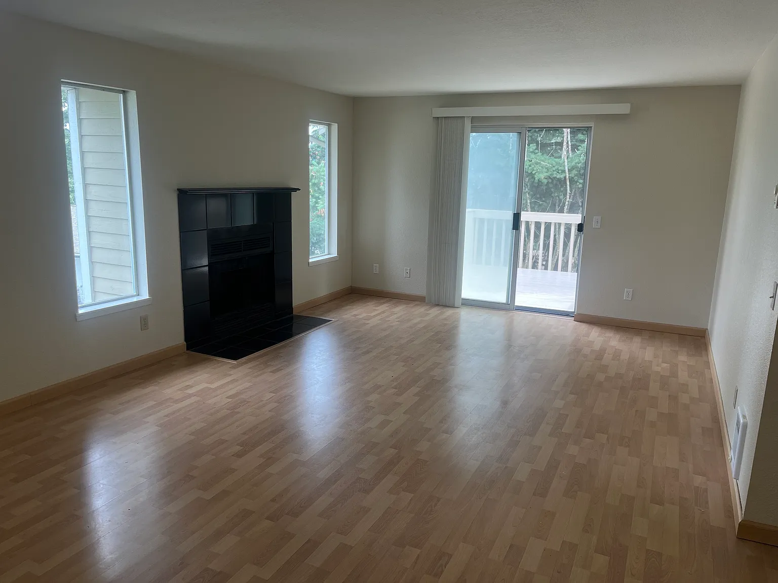 2 bed, 850 sqft, $1,850 — Photo 2
