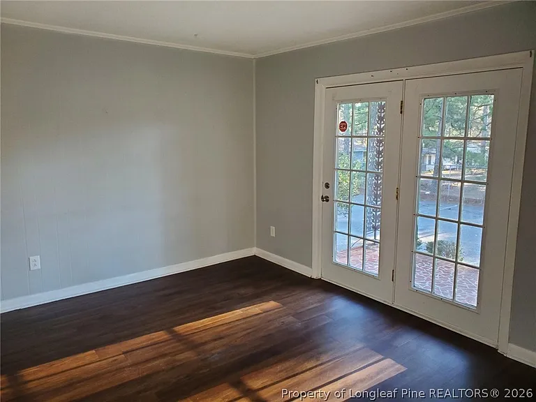 817C Ridge Rd — Photo 2