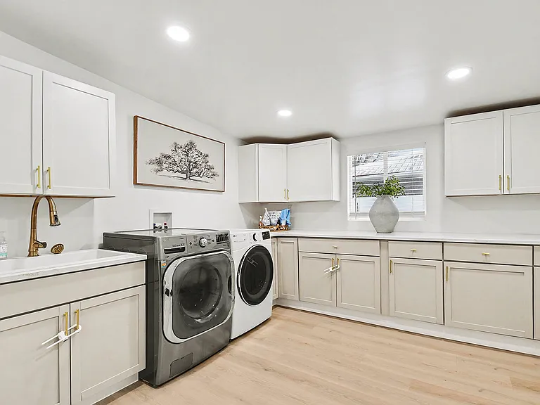 52410 Filbert Rd — Photo 16