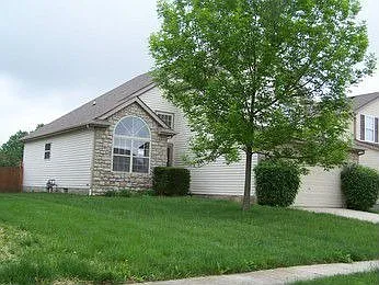 3127 Quinby Dr photo 1
