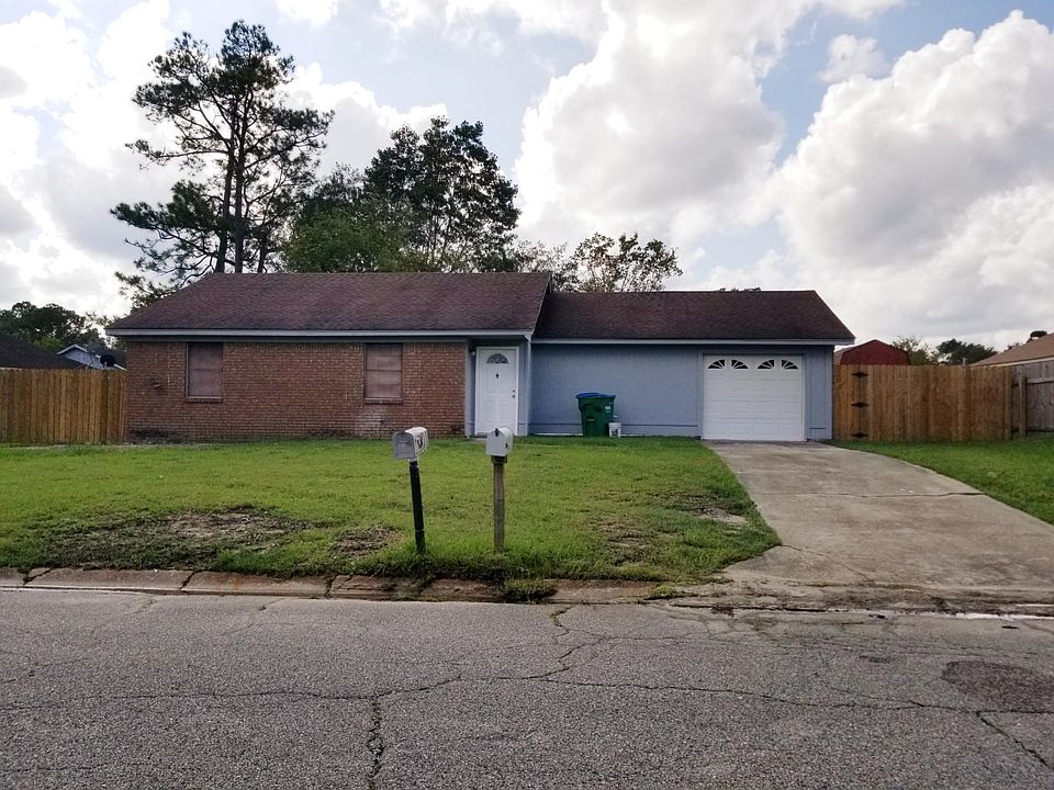 1st image of 54 Woodforest Dr
