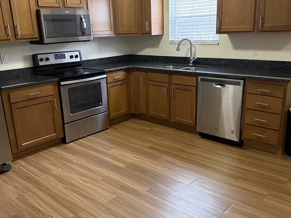 CROSSFIELD TOWNHOMES