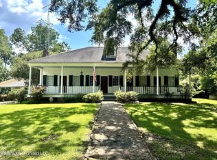 74 Foster Mound Rd, Natchez, MS 39120
