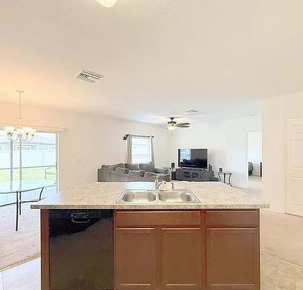 18715 Alfaro Loop — Photo 9