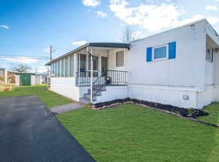 11 Uncas Rd, East Hartford, CT 06118