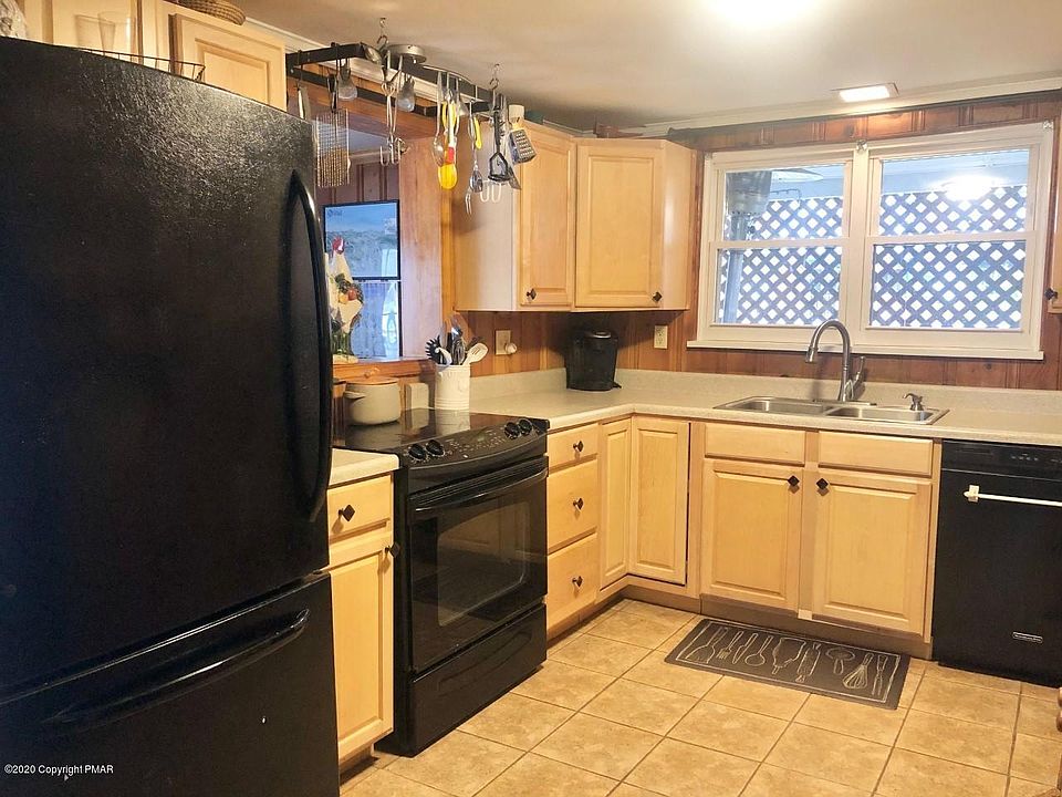 34 S Lake Dr, Lake Harmony, PA 18624 Zillow