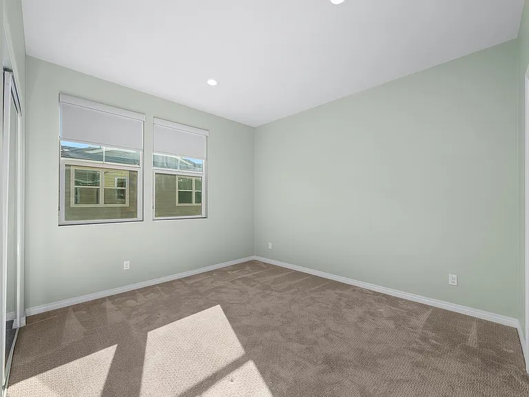 507 Sanderling Ln — Photo 9