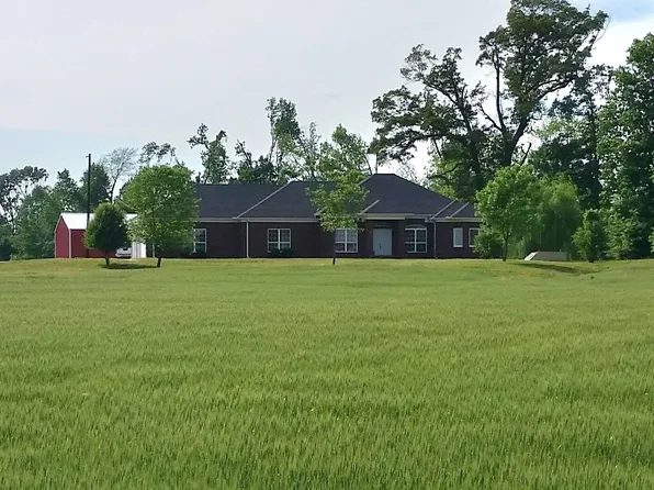 110 R W Anderson Rd, Mason, TN 38049