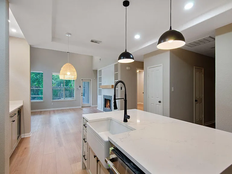 54 Douvaine Ct — Photo 7
