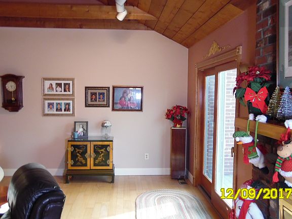 5th image of 5771 White Pine Dr