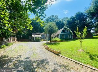 1929 Hunter Mill Rd, Vienna, VA 22182