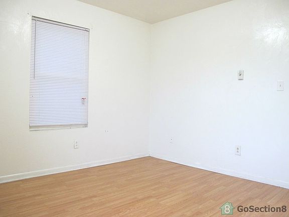5th image of 1352 Hanson Ave APT 4